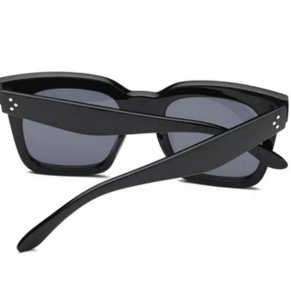 SALE🎉 Last Ones! 19' Luxury Oversized Sunglasses - Picture 7 of 7